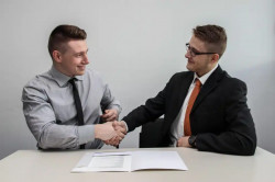 Assurance RC pour professionnels avec courtier